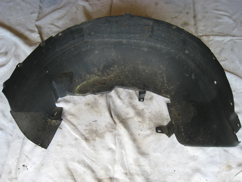 Rear wheel well liner